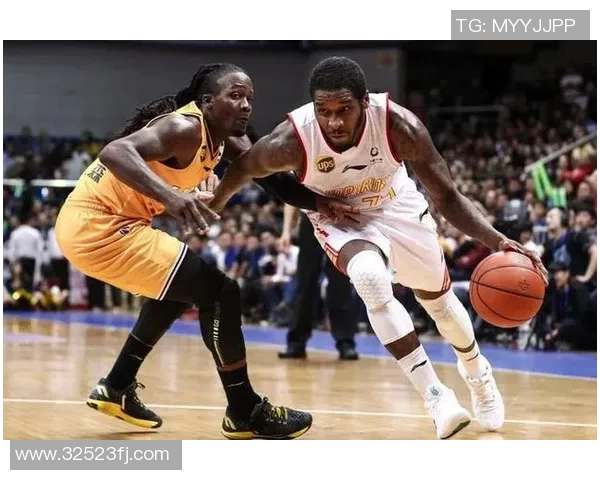 深圳足球队在钻石联赛积分榜上以85分稳居第一名展现强劲实力 深圳足球队在钻石联赛积分榜上以85分稳居第一名展现强劲实力